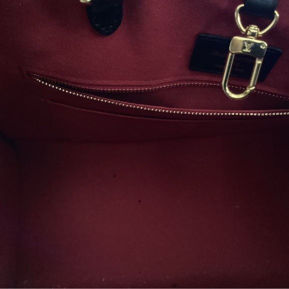 Authentic Louis Vuitton on the go mm - Picture 10 of 10